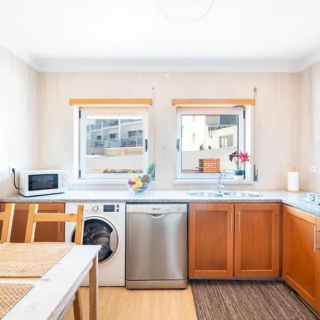 Big Wave Front Row - Two Bedroom *