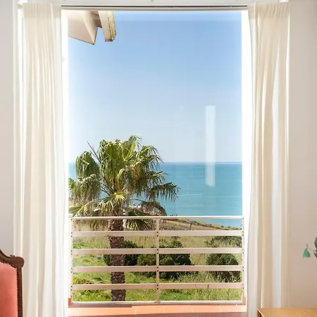 Big Wave Front Row - Two Bedroom Vakantiehuis