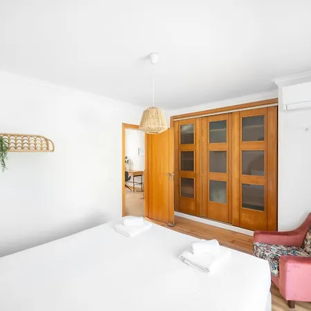 Big Wave Front Row - Two Bedroom *