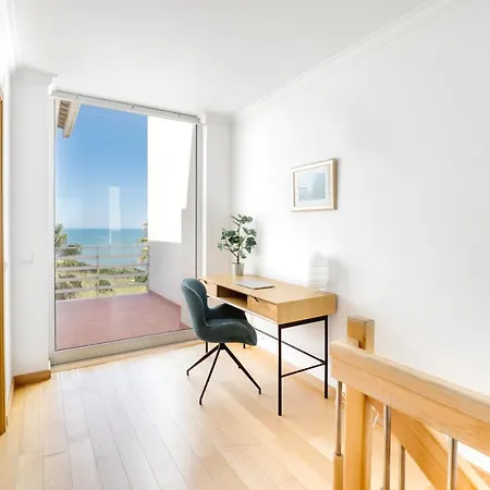 Nativo Big Wave Front Row 2br Holiday home Nazare