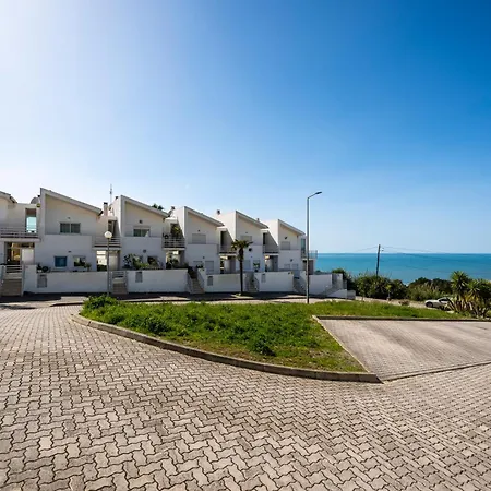 Holiday home Nativo Big Wave Front Row 2br