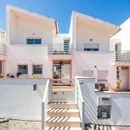 Holiday home Nativo Big Wave Front Row 2br *